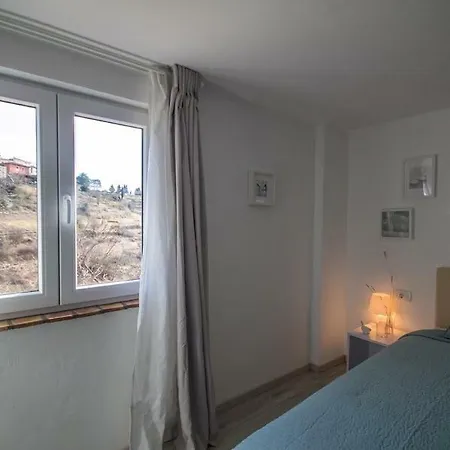 Mamma Mia Villa *