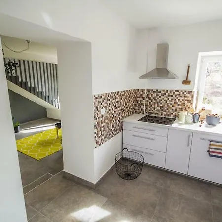 Villa Mamma Mia Oprtalj