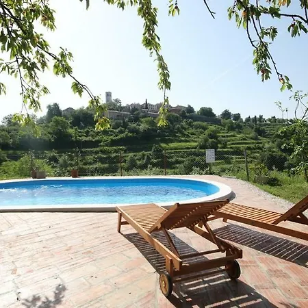 Mamma Mia Villa
